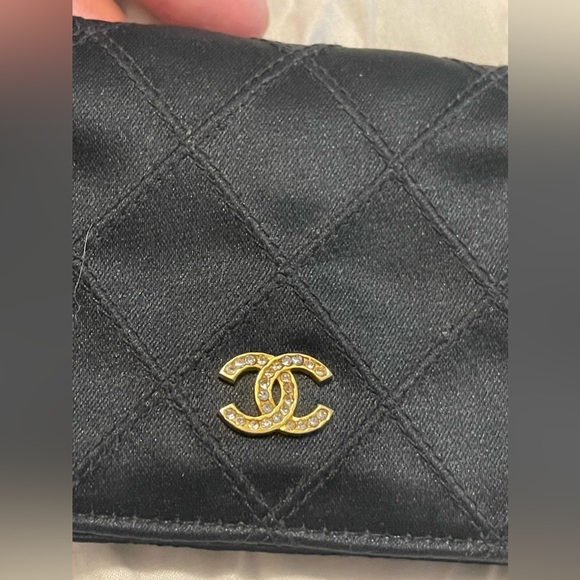 ❤️SOLD❤️Vintage Auth CHANEL Black Quilted Satin Card Case w Rhinestones CC Logo - Picture 3 of 6